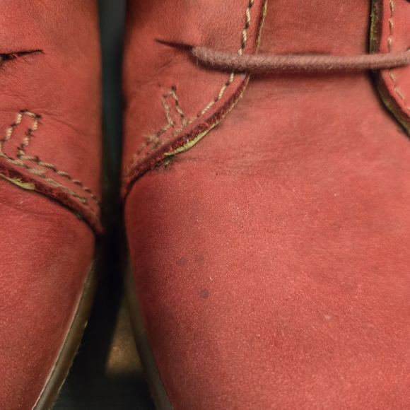 El Naturalista Red Women's Shoes - Picture 4 of 9